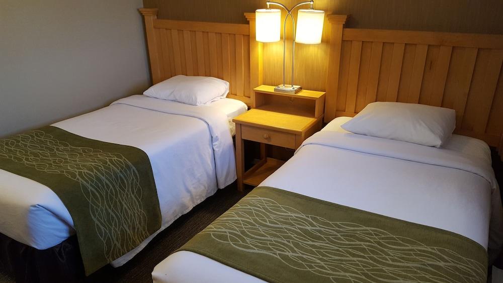 Econo Lodge Inn & Suites Норт Ванкувър Екстериор снимка