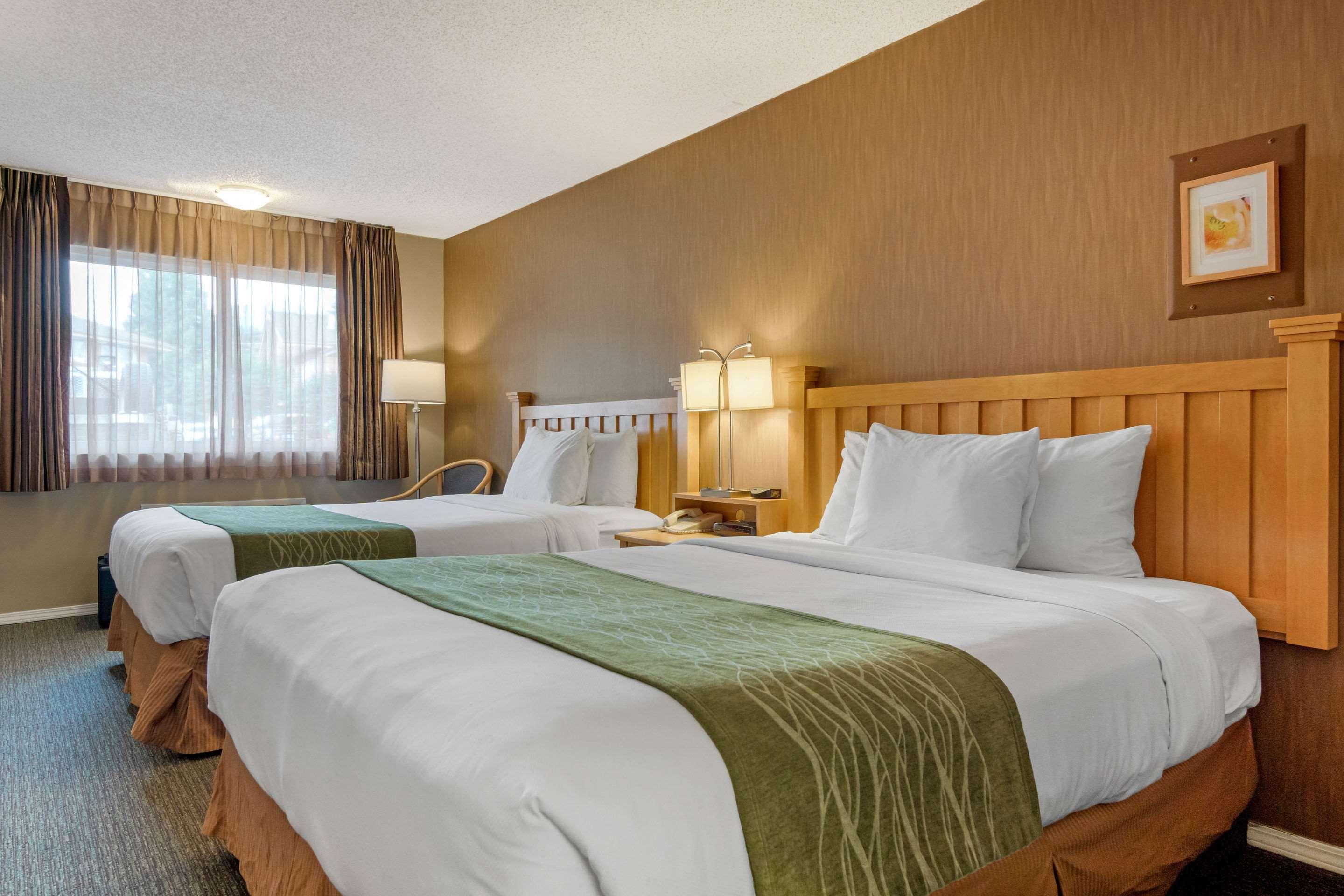 Econo Lodge Inn & Suites Норт Ванкувър Екстериор снимка