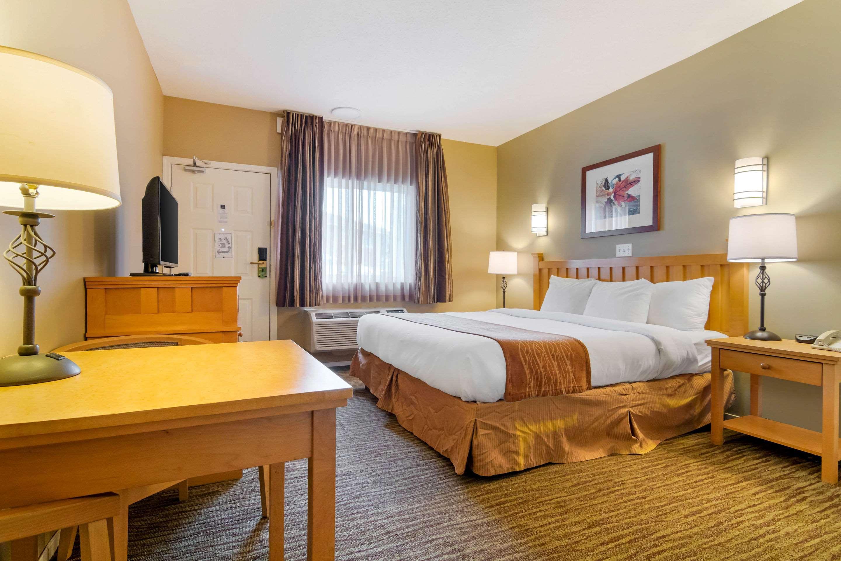 Econo Lodge Inn & Suites Норт Ванкувър Екстериор снимка